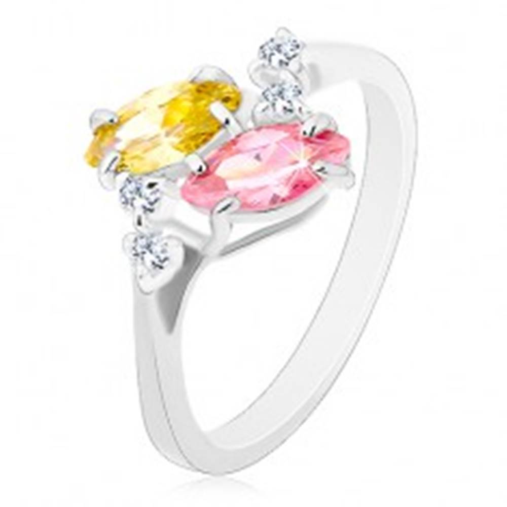 Šperky eshop Prsteň v striebornom odtieni, ružové a žlté zirkónové zrnká, číre zirkóniky - Veľkosť: 56 mm