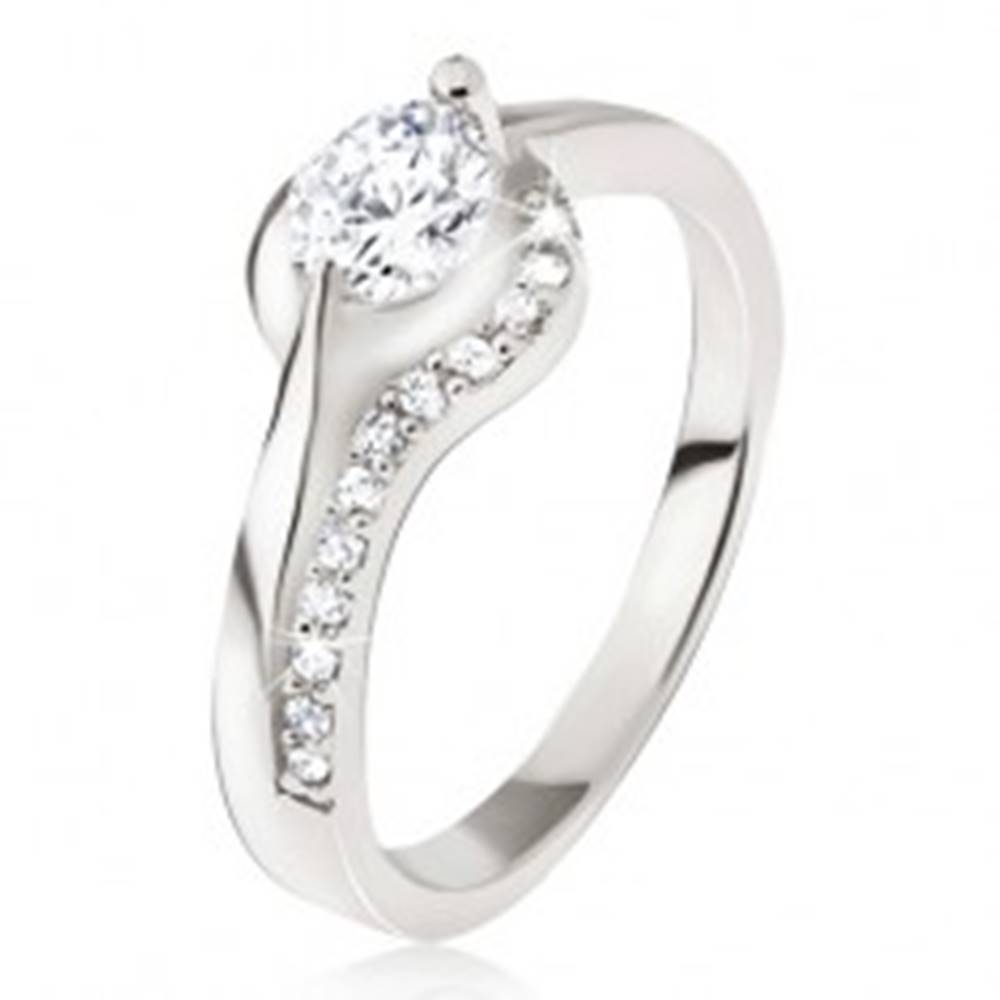 Šperky eshop Strieborný prsteň 925, okrúhly číry kamienok, zaoblené ramená, zirkóniky - Veľkosť: 49 mm