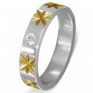 Oceľový prsteň striebornej farby s hviezdami zlatej farby a čírym zirkónom - Veľkosť: 51 mm