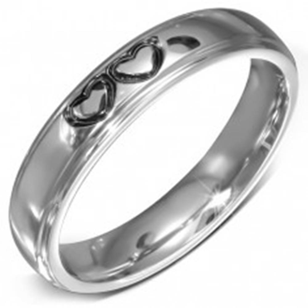 Šperky eshop Lesklý oceľový prsteň - hladká obrúčka s dvoma spojenými srdciami - Veľkosť: 49 mm