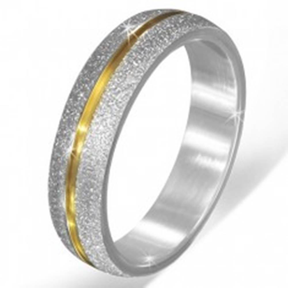 Šperky eshop Pieskovaná obrúčka striebornej farby z ocele, zárez zlatej farby - Veľkosť: 55 mm