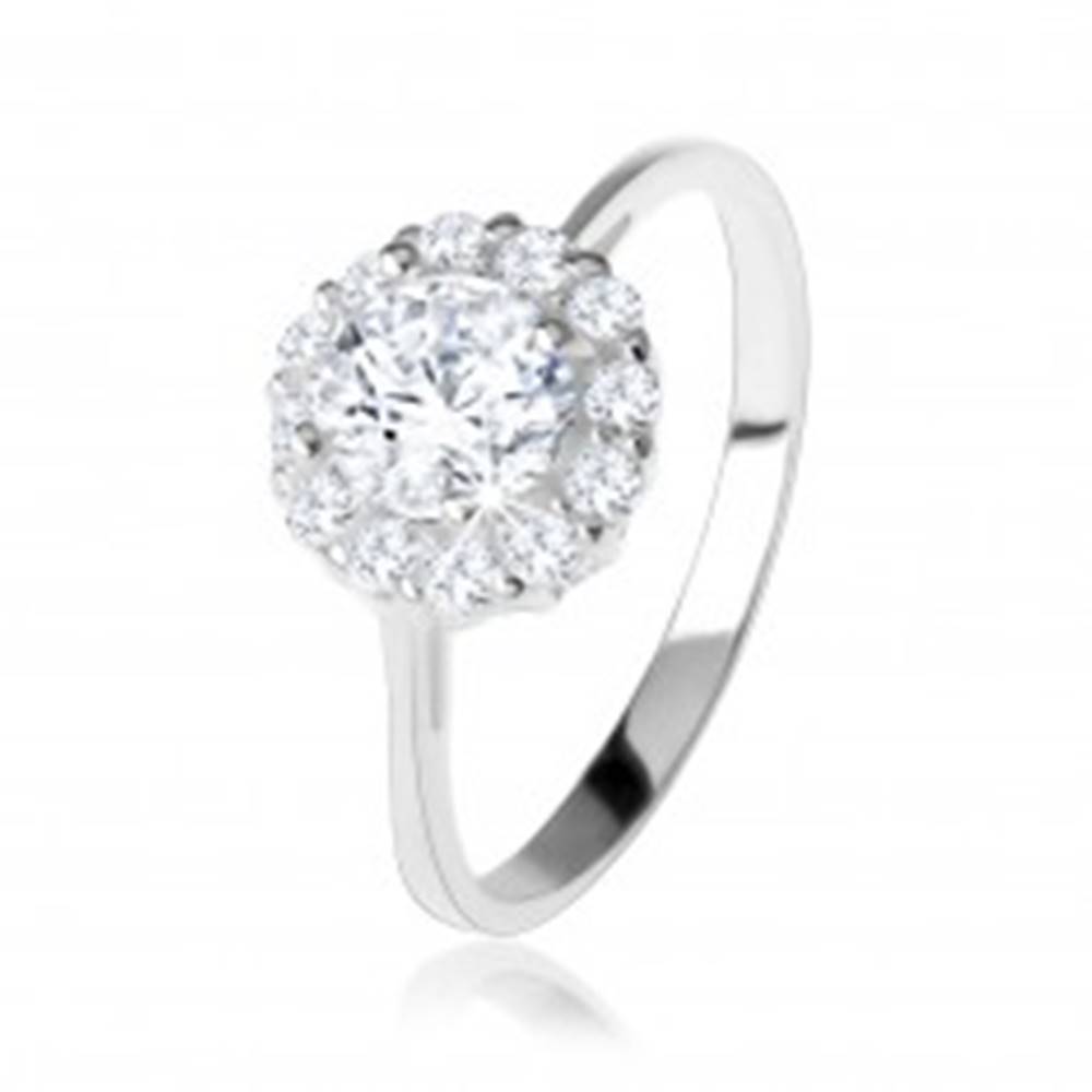 Šperky eshop Zásnubný strieborný 925 prsteň, okrúhly číry zirkón, trblietavý lem - Veľkosť: 49 mm