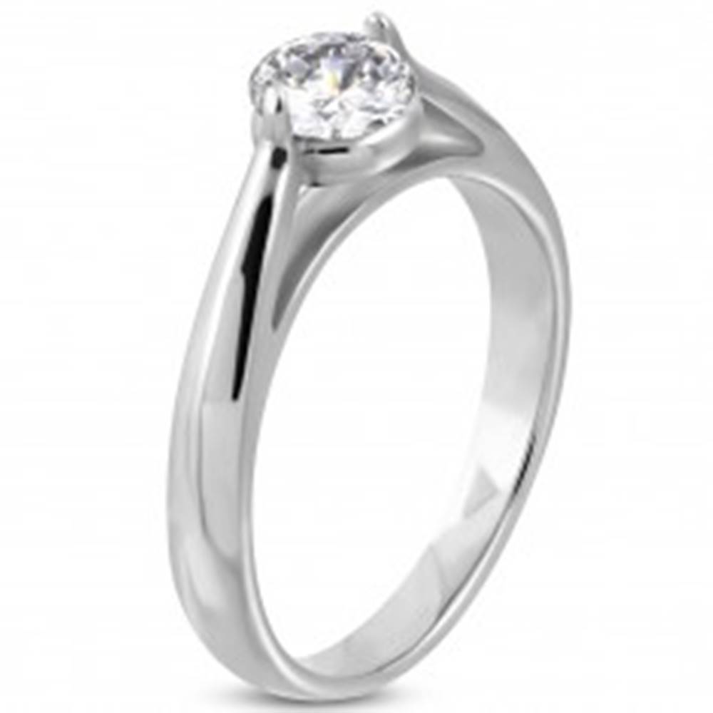 Šperky eshop Zásnubný prsteň, oceľ 316L striebornej farby, číry zirkón, zaoblené ramená - Veľkosť: 49 mm