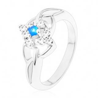 Trblietavý prsteň s rozdelenými ramenami, modrý zirkón v čírom kosoštvorci - Veľkosť: 51 mm