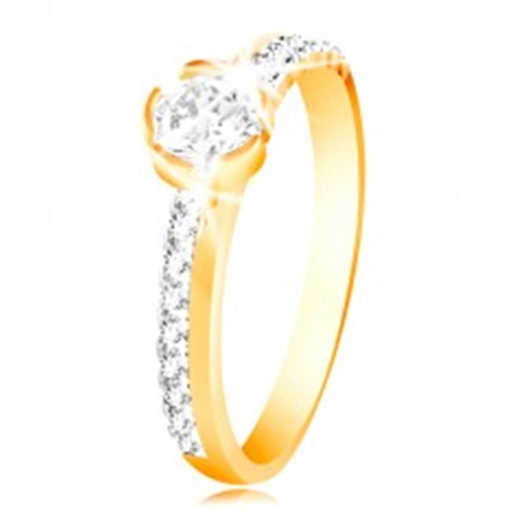 Šperky eshop Zlatý prsteň 585 - úzke zirkónové línie na ramenách, veľký číry zirkón - Veľkosť: 49 mm