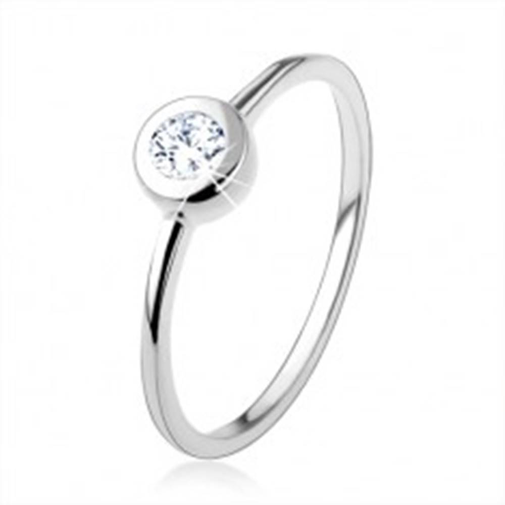 Šperky eshop Strieborný 925 prsteň, tenké lesklé ramená, číry zirkón v oblej objímke - Veľkosť: 49 mm