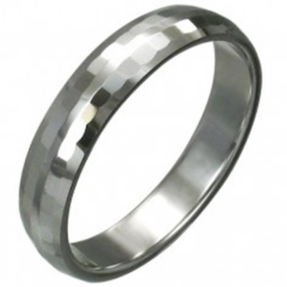 Šperky eshop Volfrámový prsteň s jemnými brúsenými obdĺžnikmi, 3 mm - Veľkosť: 49 mm