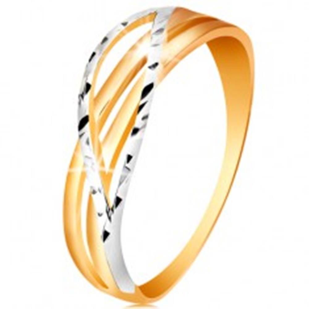 Šperky eshop Dvojfarebný prsteň zo 14K zlata - rozvetvené a zvlnené línie ramien, zárezy - Veľkosť: 49 mm