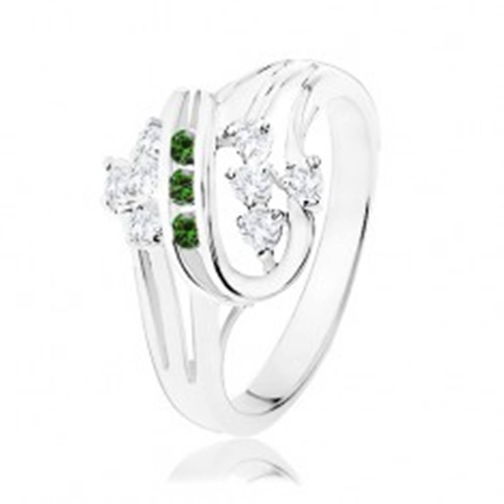 Šperky eshop Prsteň striebornej farby, stočené línie zdobené čírymi a zelenými zirkónmi - Veľkosť: 51 mm