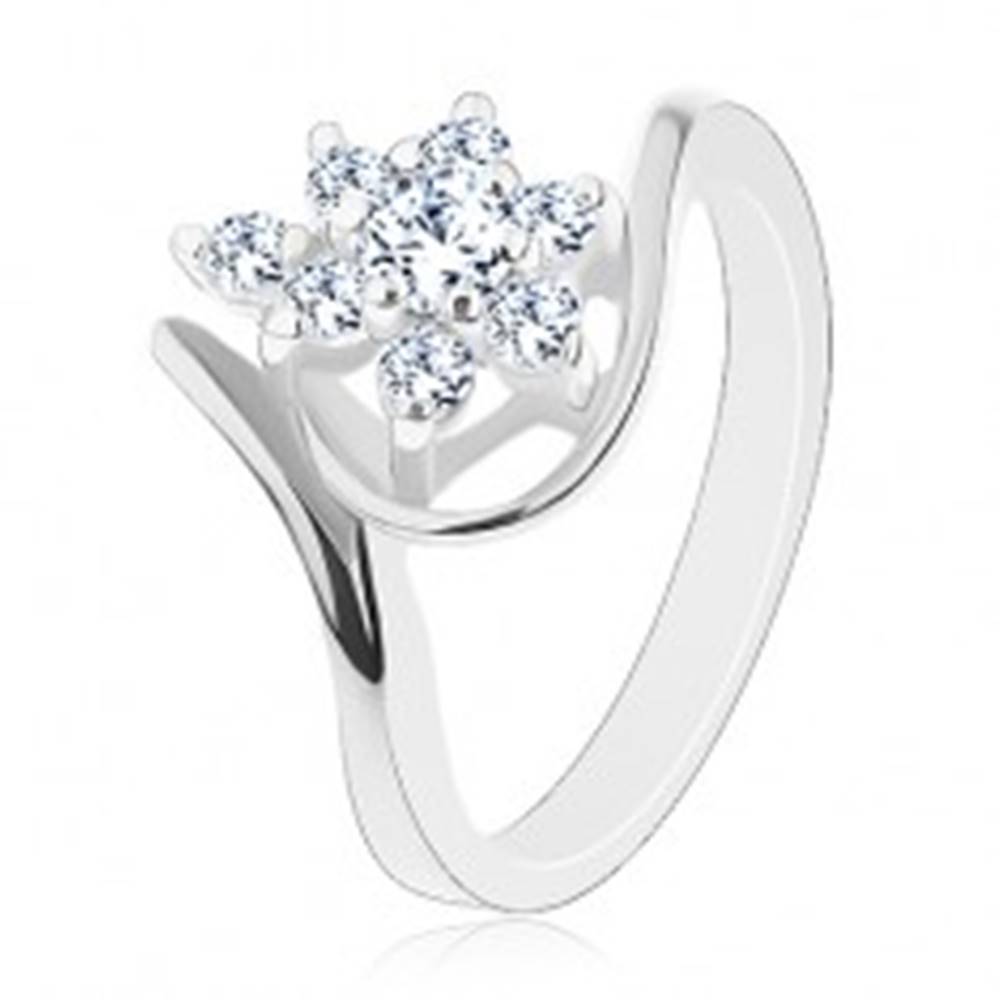 Šperky eshop Ligotavý prsteň so strieborným odtieňom, ohnuté ramená, číre zirkóny - Veľkosť: 48 mm