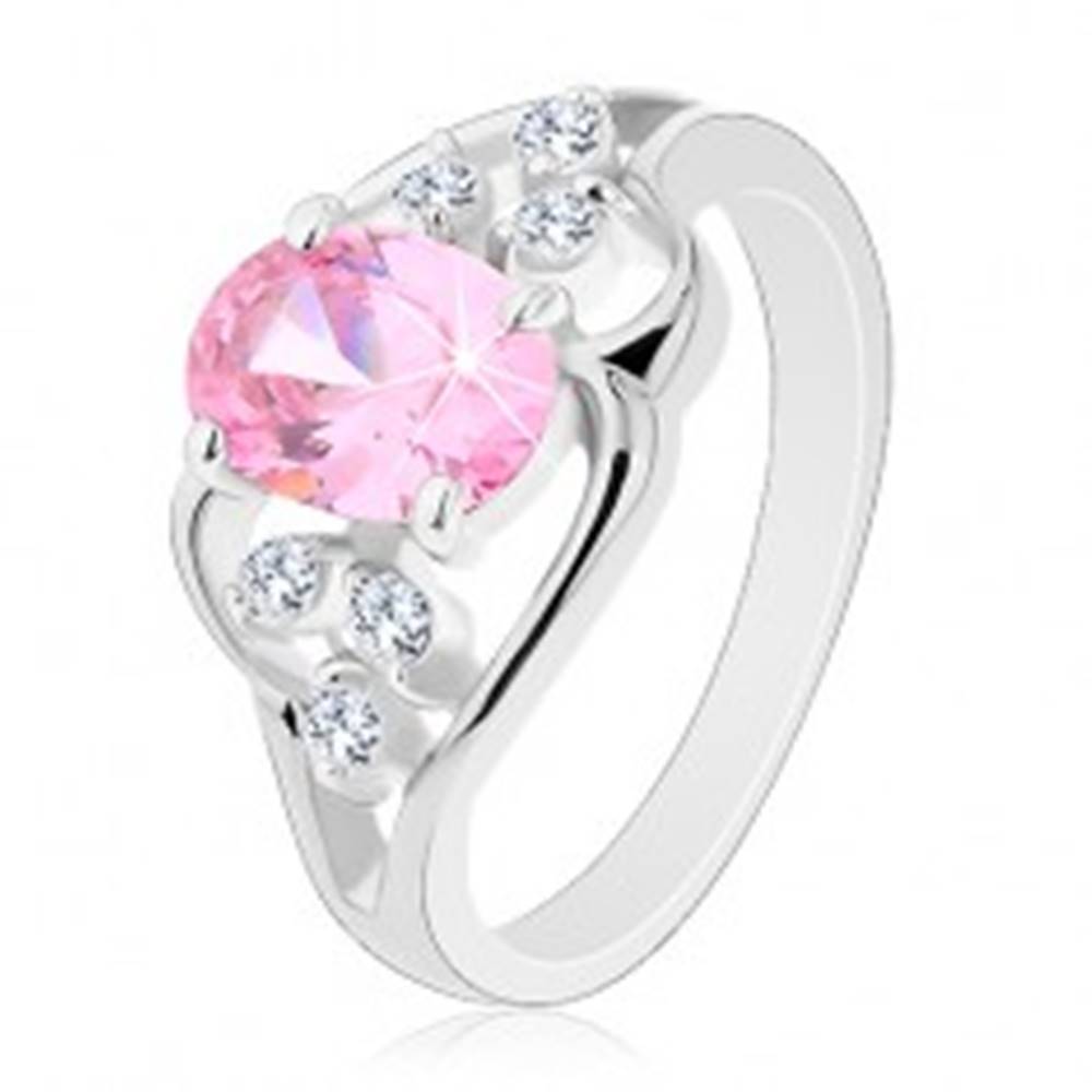Šperky eshop Prsteň v striebornej farbe, asymetrické línie, ružový ovál, číre zirkóny - Veľkosť: 49 mm