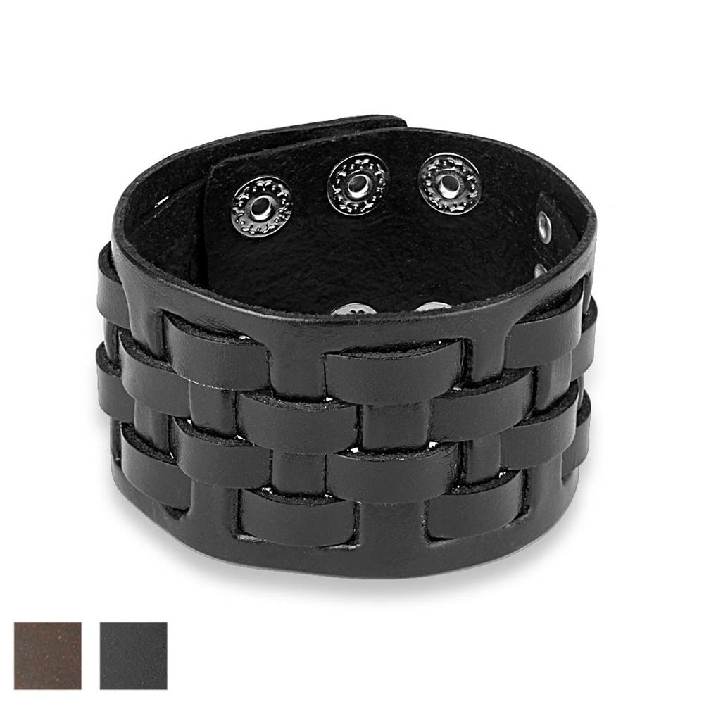 Šperky eshop Kožený vybíjaný náramok - široký pás s tenkými prekríženými pásikmi - Farba: Čierna